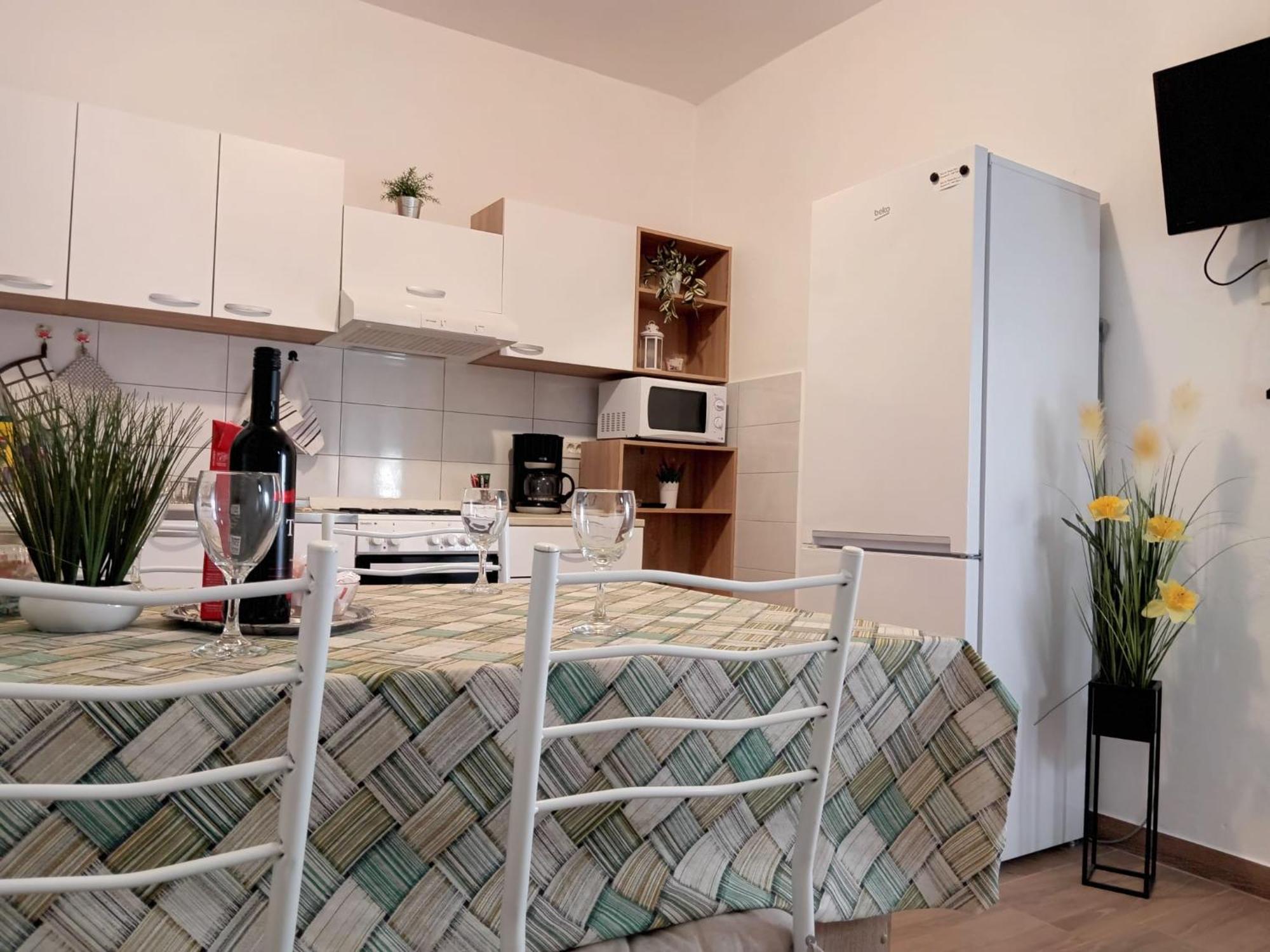 סלינה Apartmani Goga מראה חיצוני תמונה